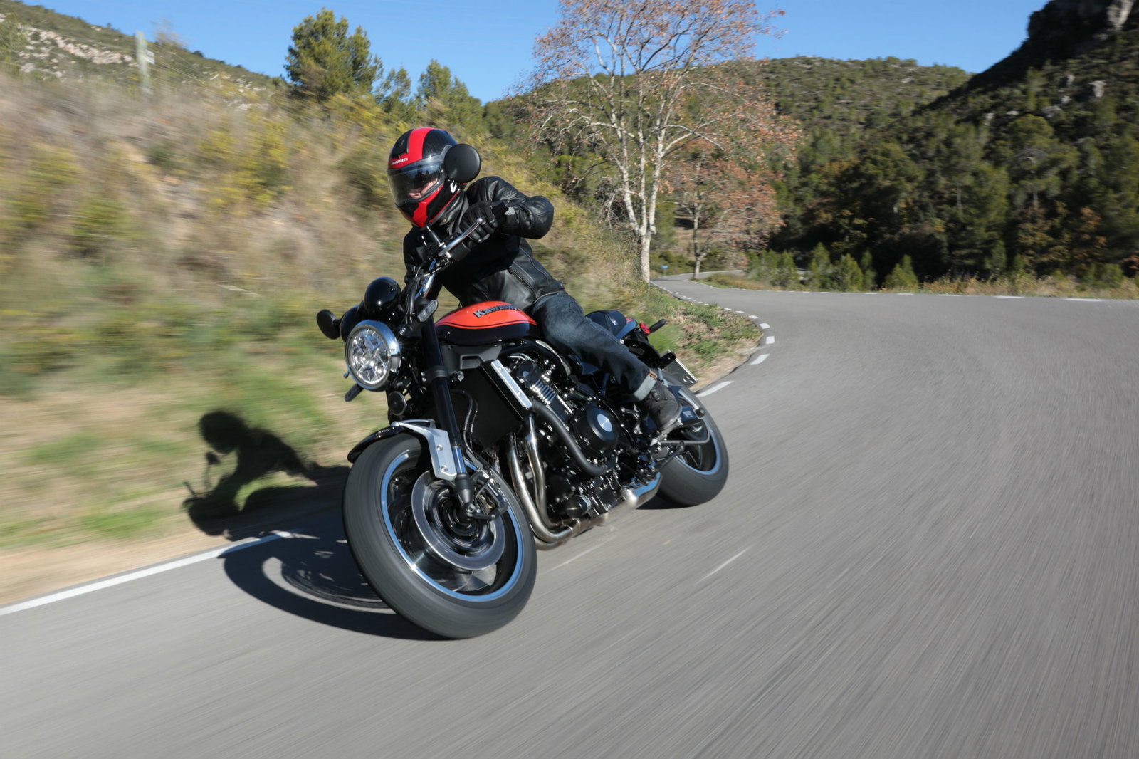 Kawasaki Z900RS video review